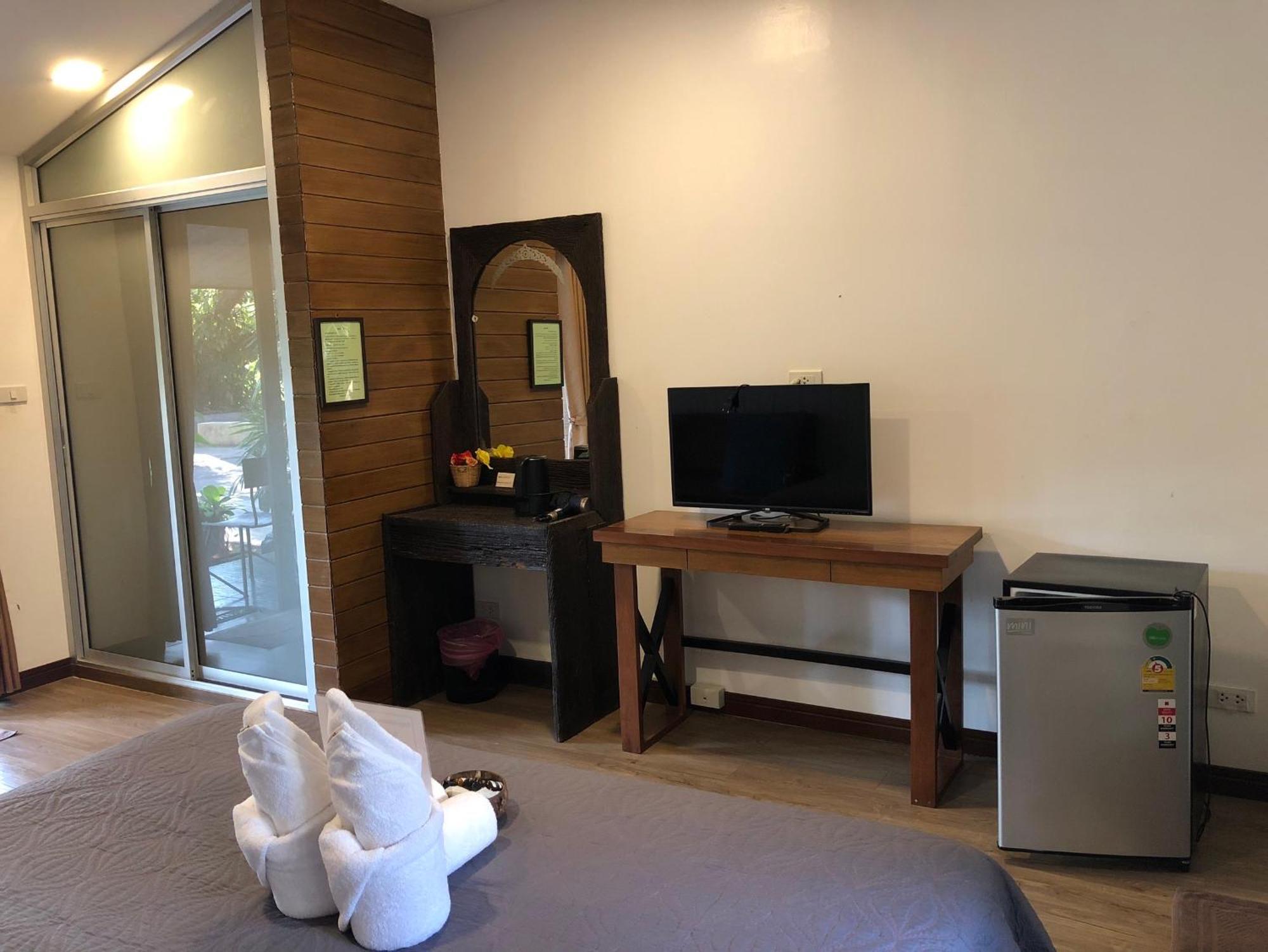 Likita Resort Ban Phe Exterior foto
